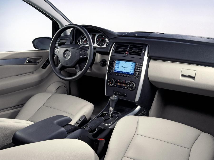  Mercedes-Benz B200 CDI 2005 года  (фото 18 из 22)